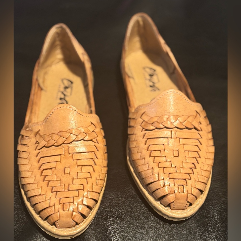 Braided Tan Leather Flats / Huaraches